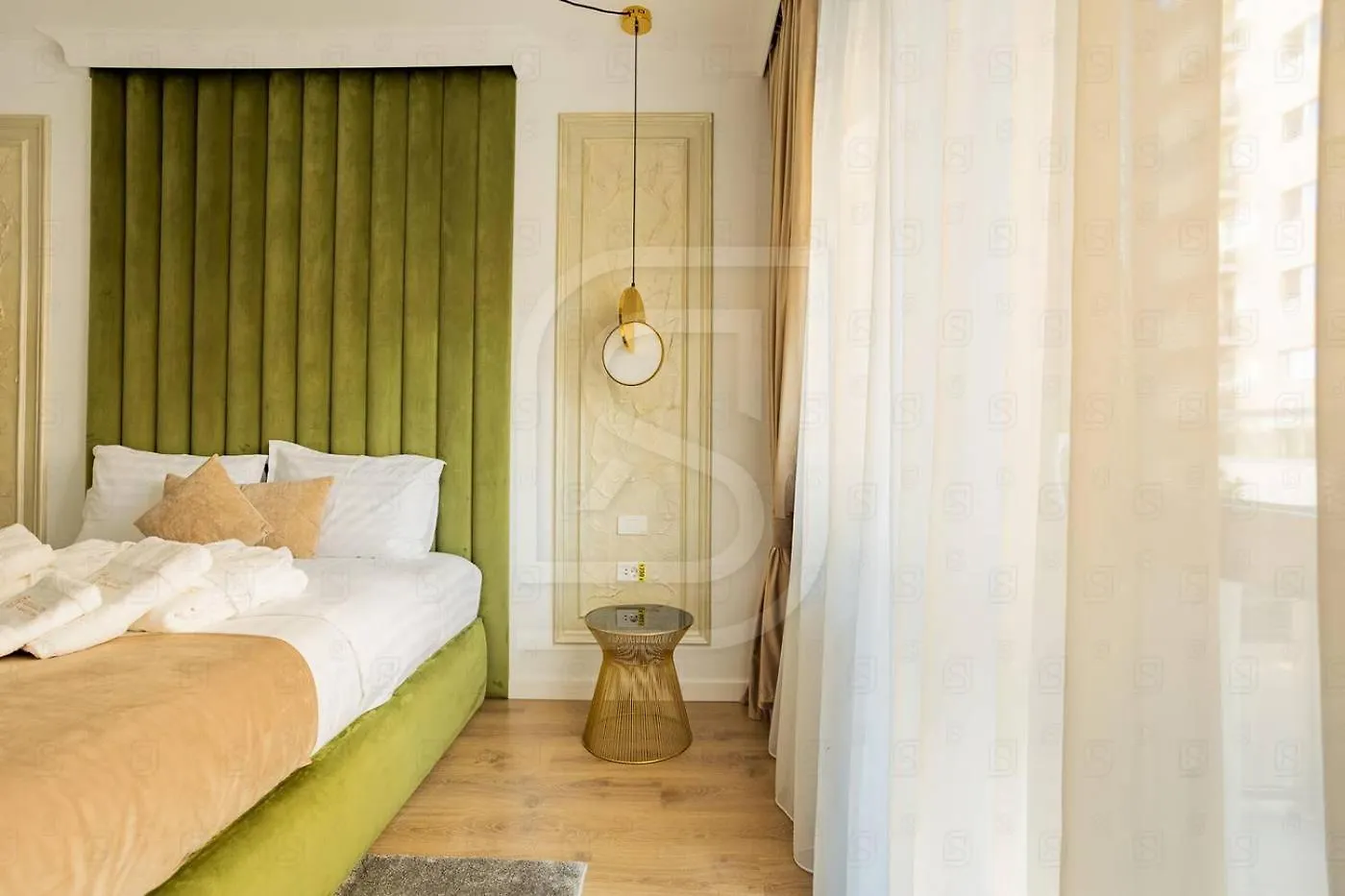 Atlas By Kristal Collection Bucharest