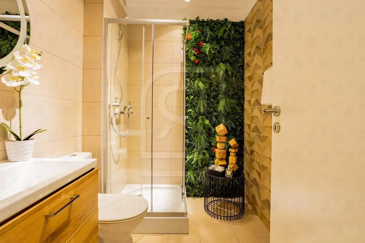 Atlas By Kristal Collection Bucharest Apartment